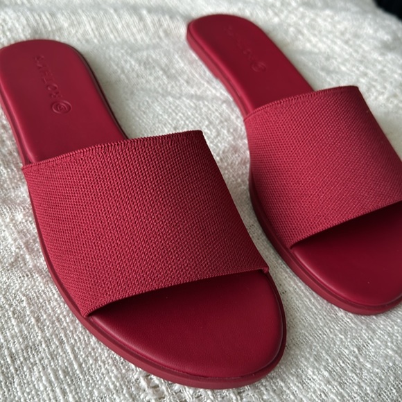 COPY - Rothys sandals - Picture 2 of 4